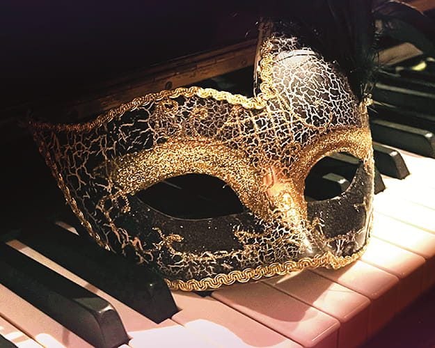 graduation escape room masquerade escape room